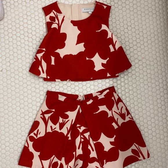 Keepsake two piece set - Picture 1 of 6